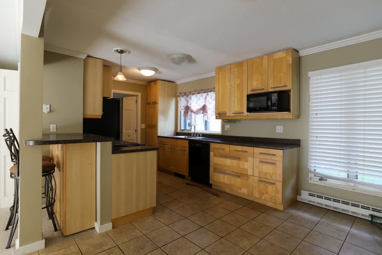 111 Brook Hollow – photo 3