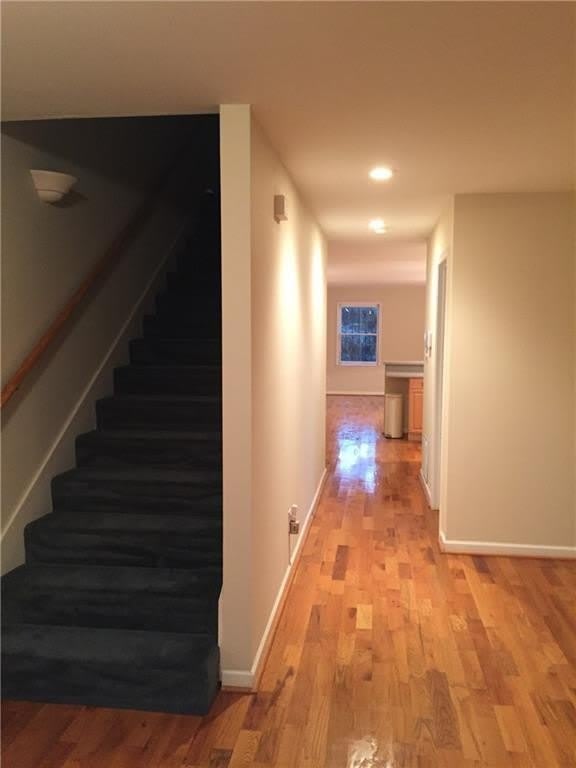 685 Garibaldi Street SW – photo 4
