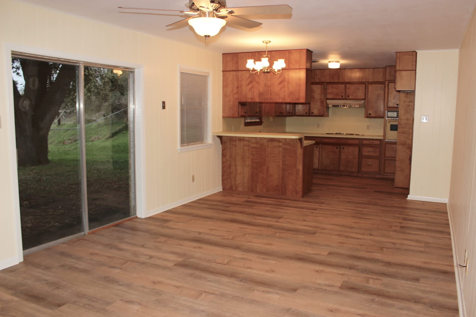 213 Munz Street – photo 3