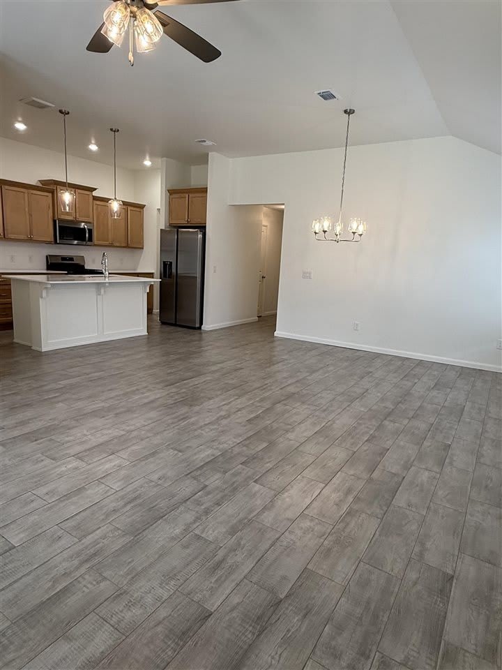 2816 S Bowling Drive – photo 4