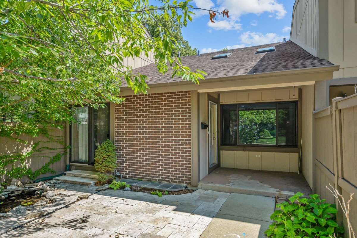 713 Acadia Court – photo 3