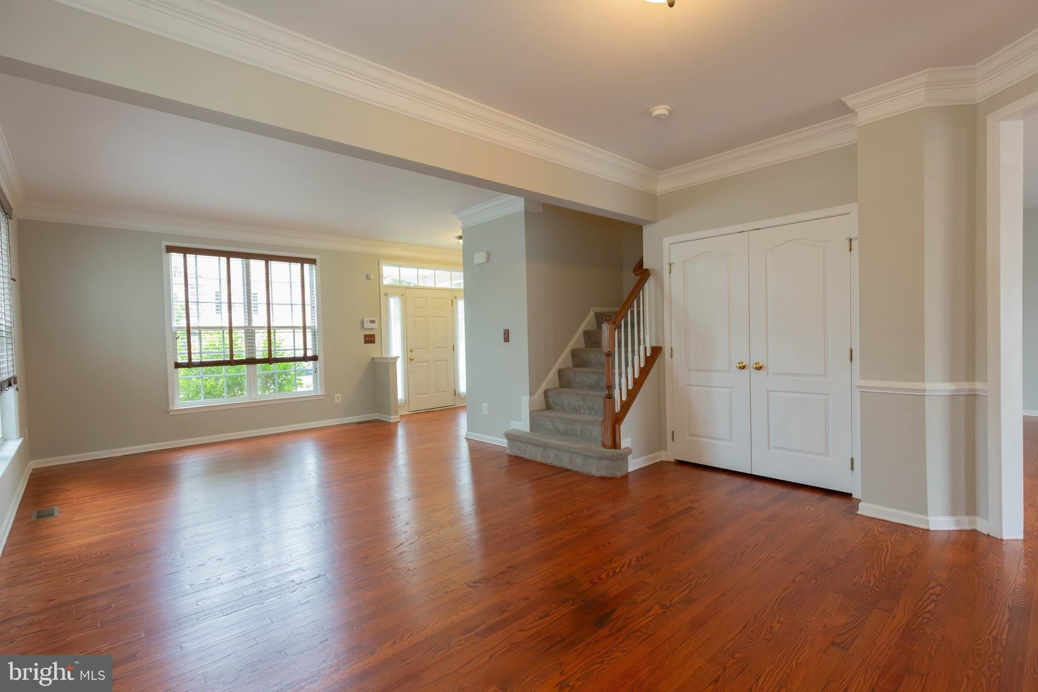 305 LEWISBURG Lane – photo 4