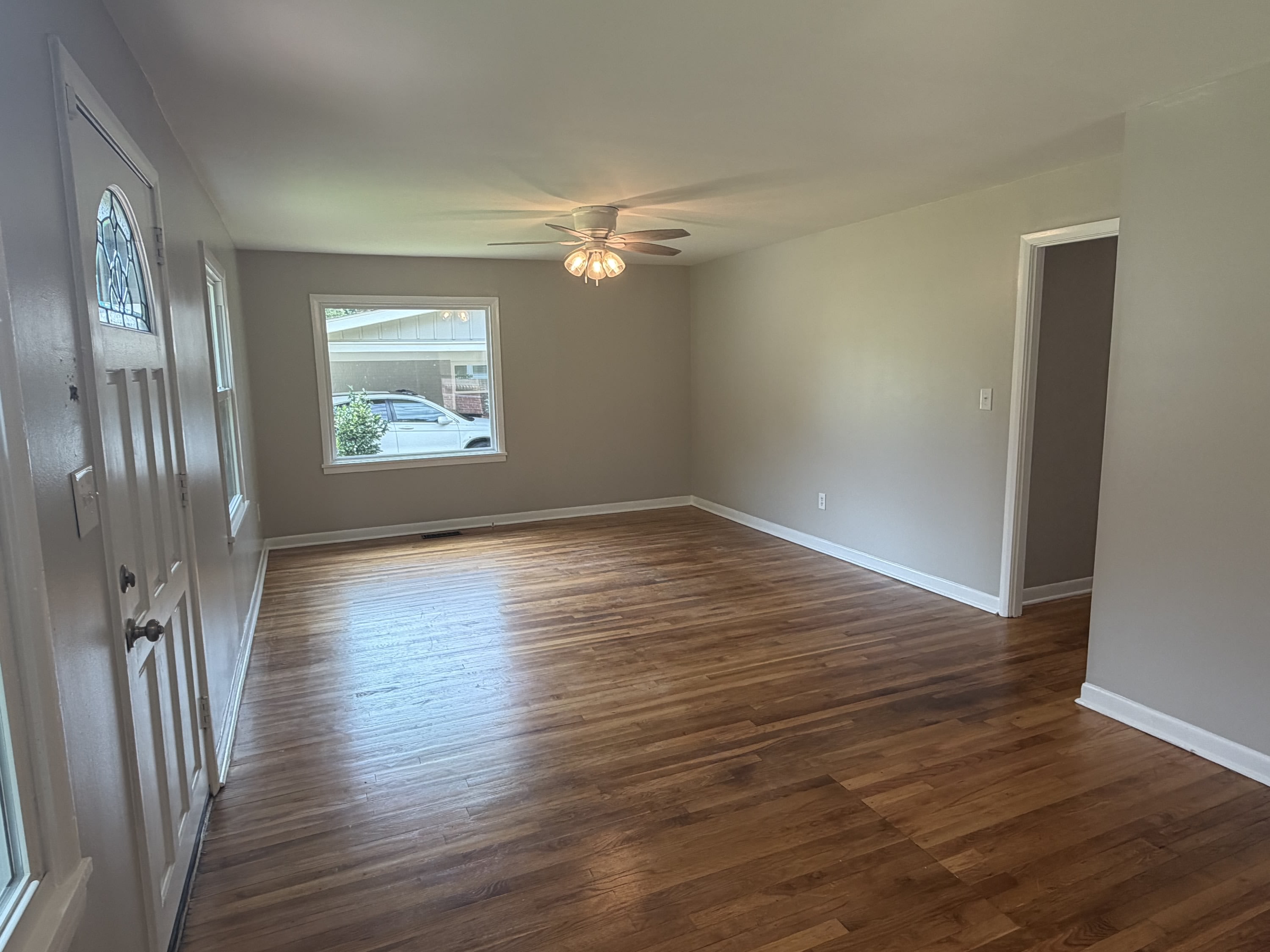 156 North Richmond Street – photo 4