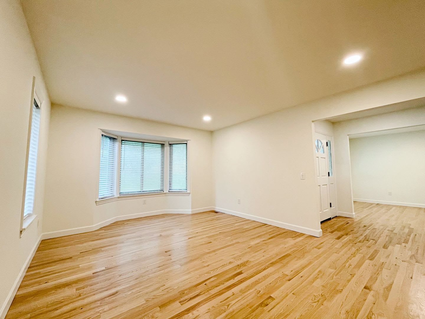 Fantastic Redmond Location!!! – photo 4