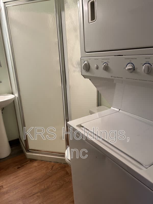 213 Spotswood Lane – photo 4