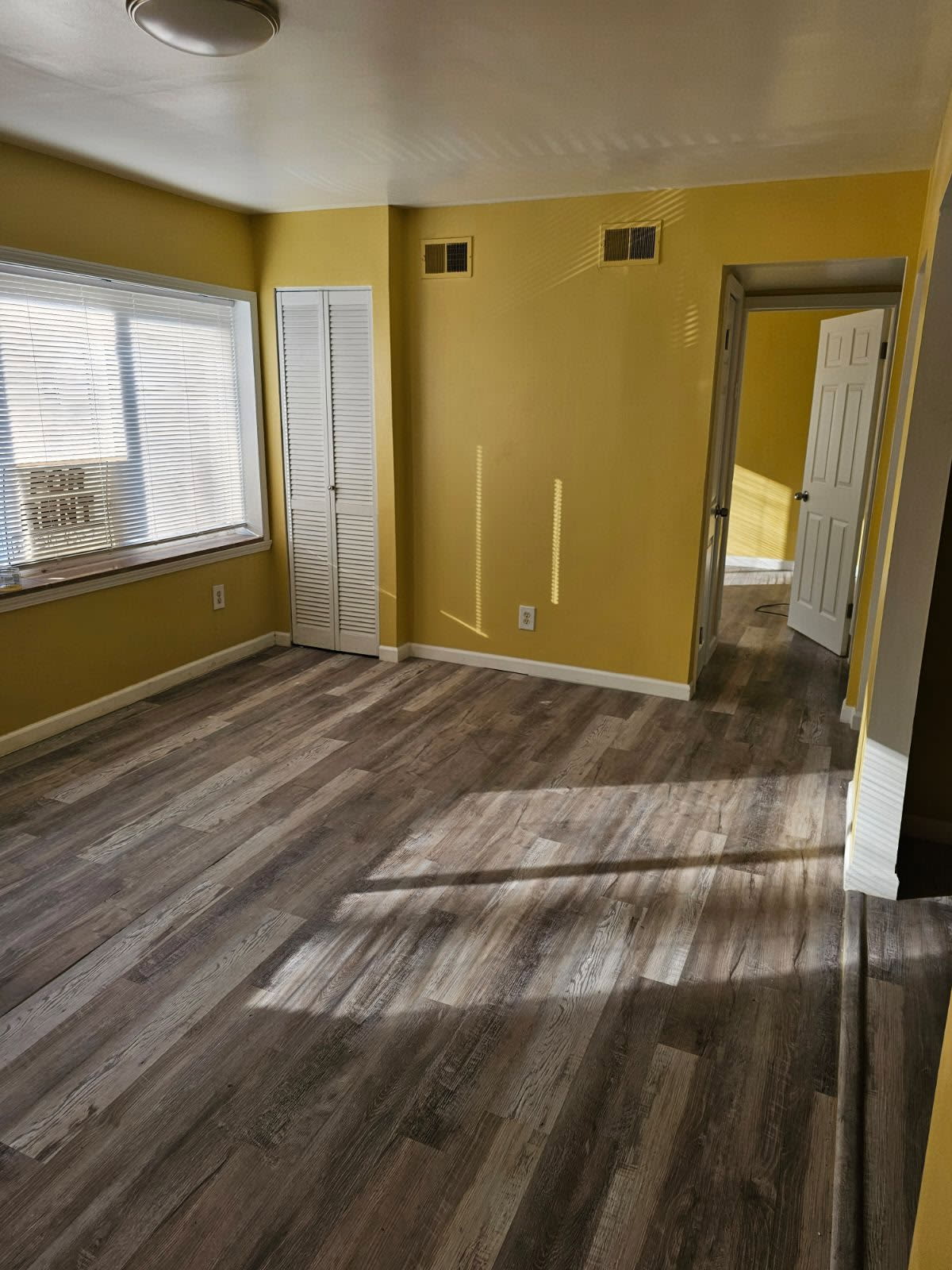 14740 West Chicago – photo 1