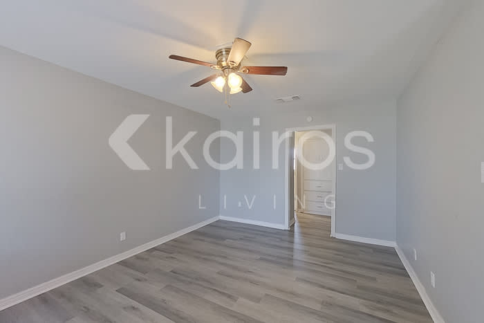 107 South Palo Duro Street – photo 2