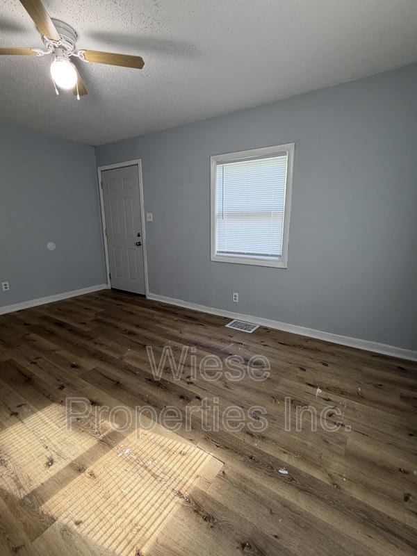 2213 East Adams Street – photo 1