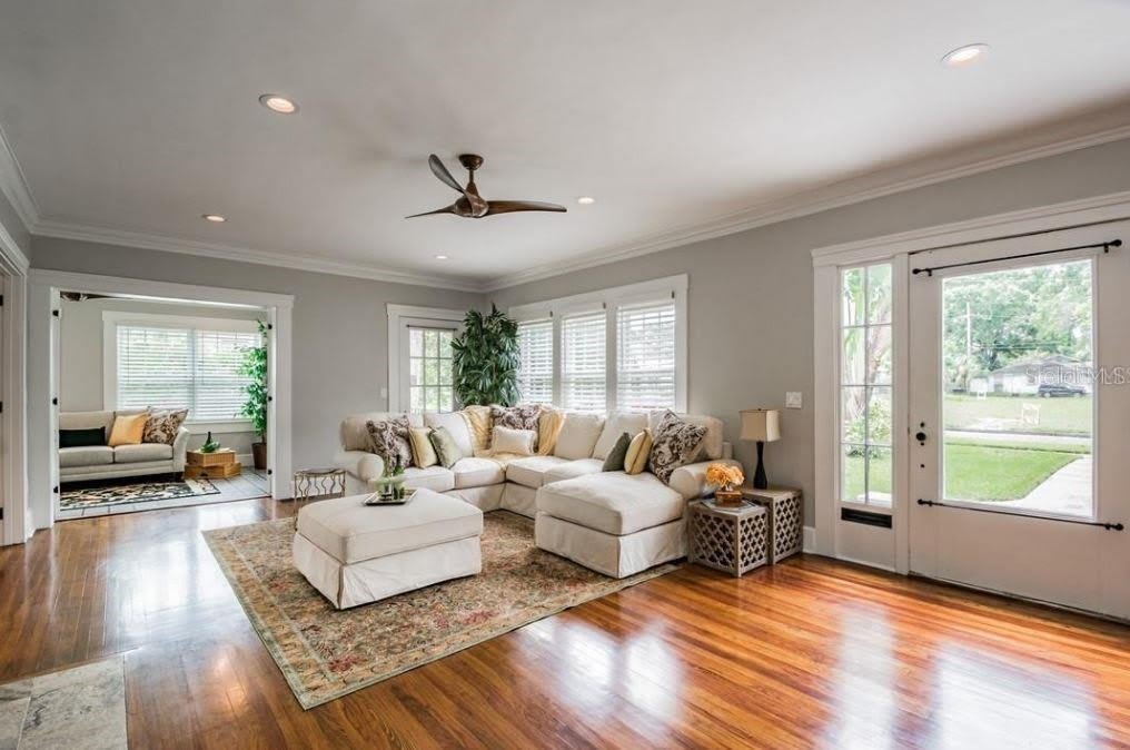 209 13TH Avenue N – photo 3