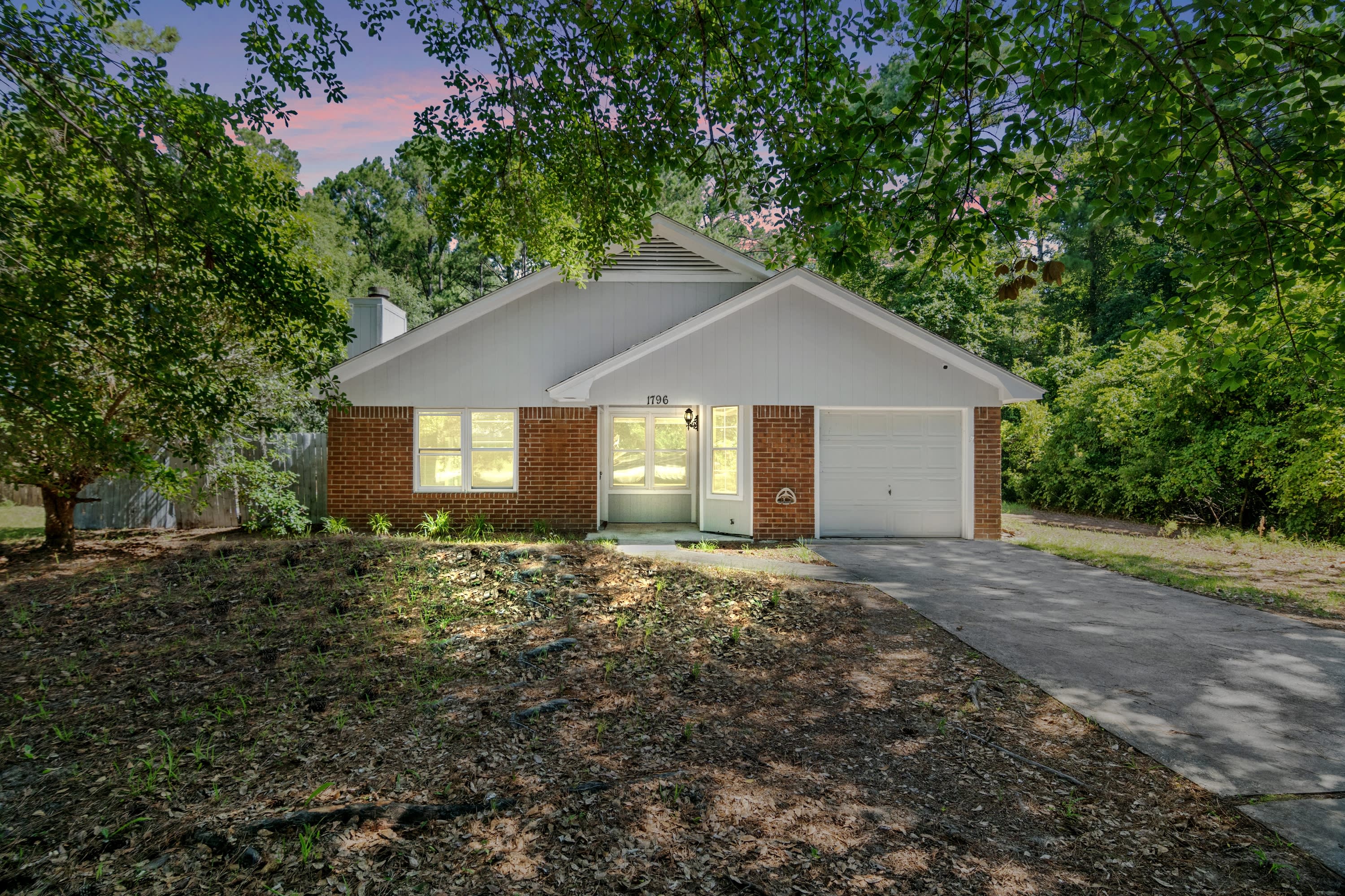 1796 Talmadge Road – photo 2