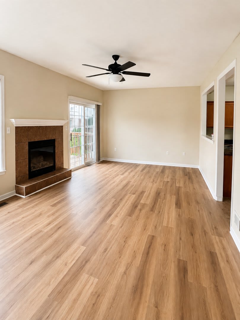 Beautiful Home with LVP Flooring and Fresh Paint Throughout – photo 4