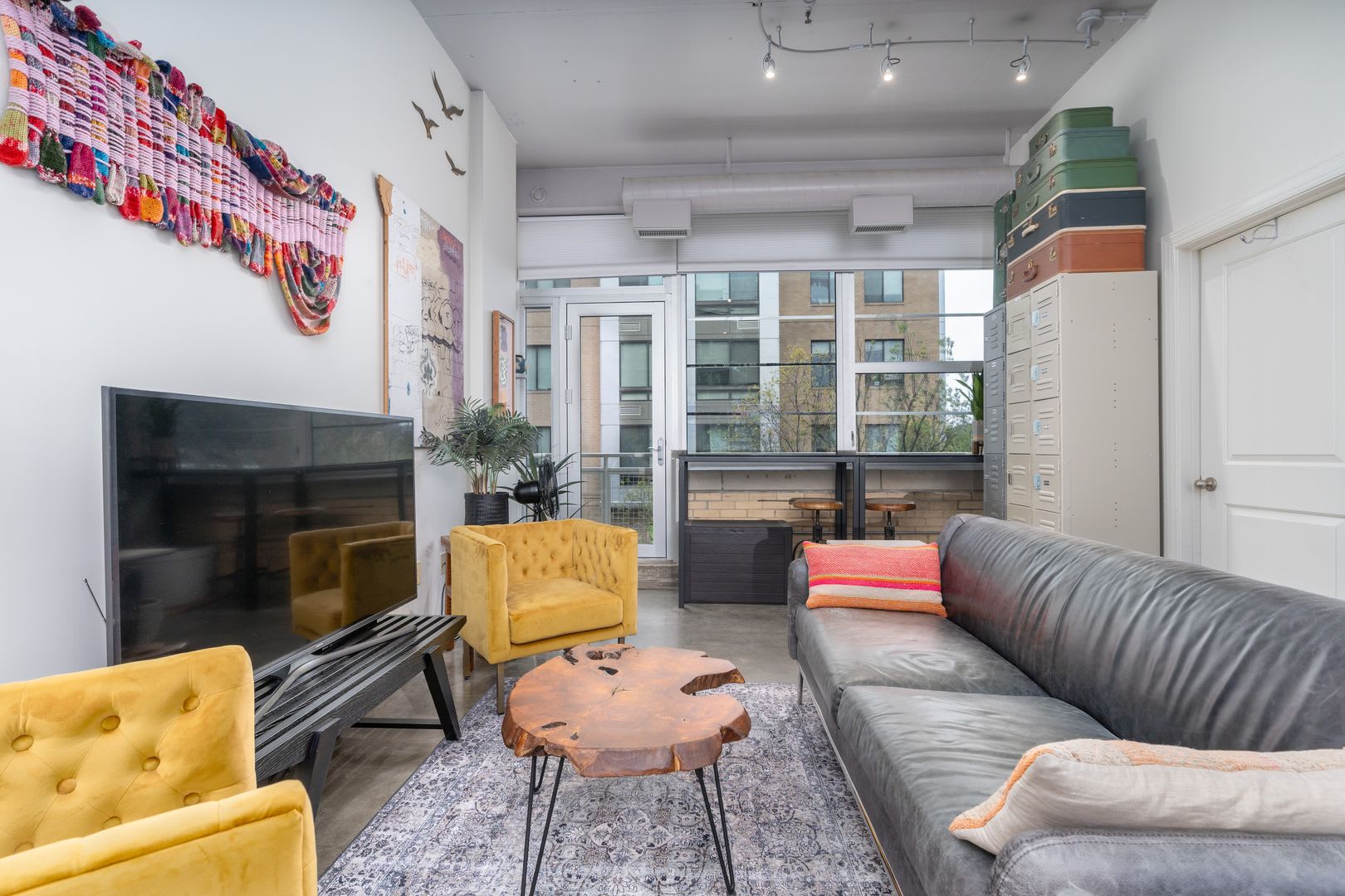 Columbia Heights Loft – photo 1