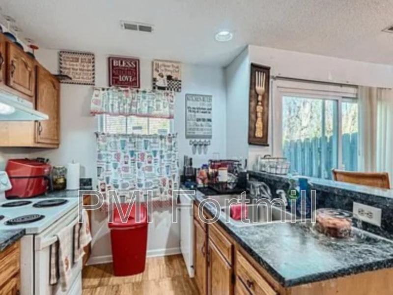 3602 Huyton Ct – photo 5