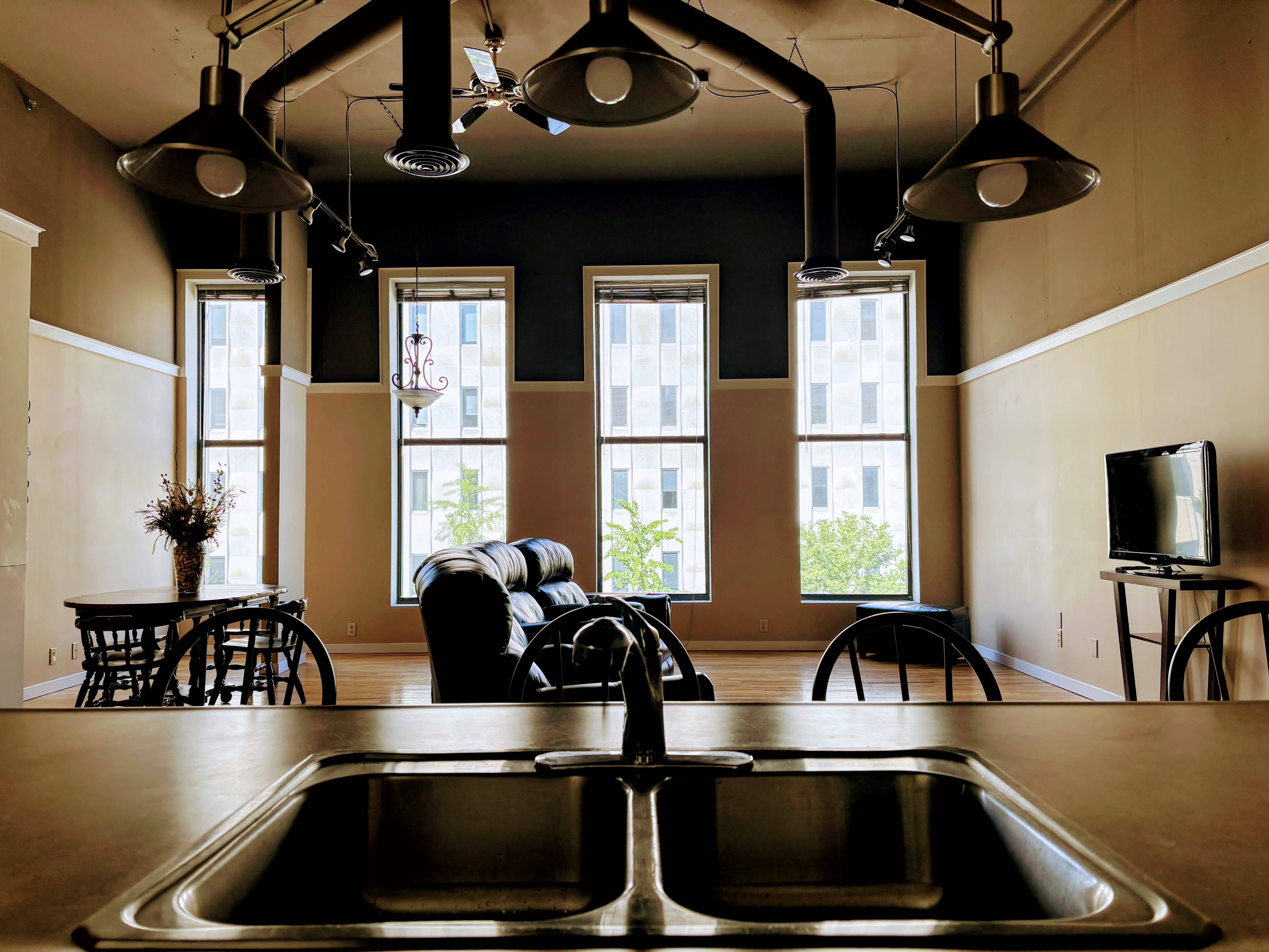 315 Main St – photo 3