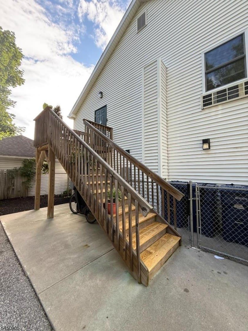 19 Merriam Ave – photo 5