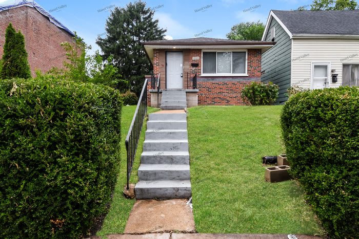 4647 Minnesota Avenue – photo 3