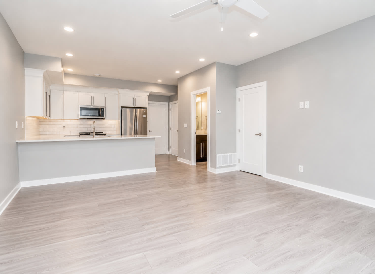 2364 SE Sydney Lane – photo 2