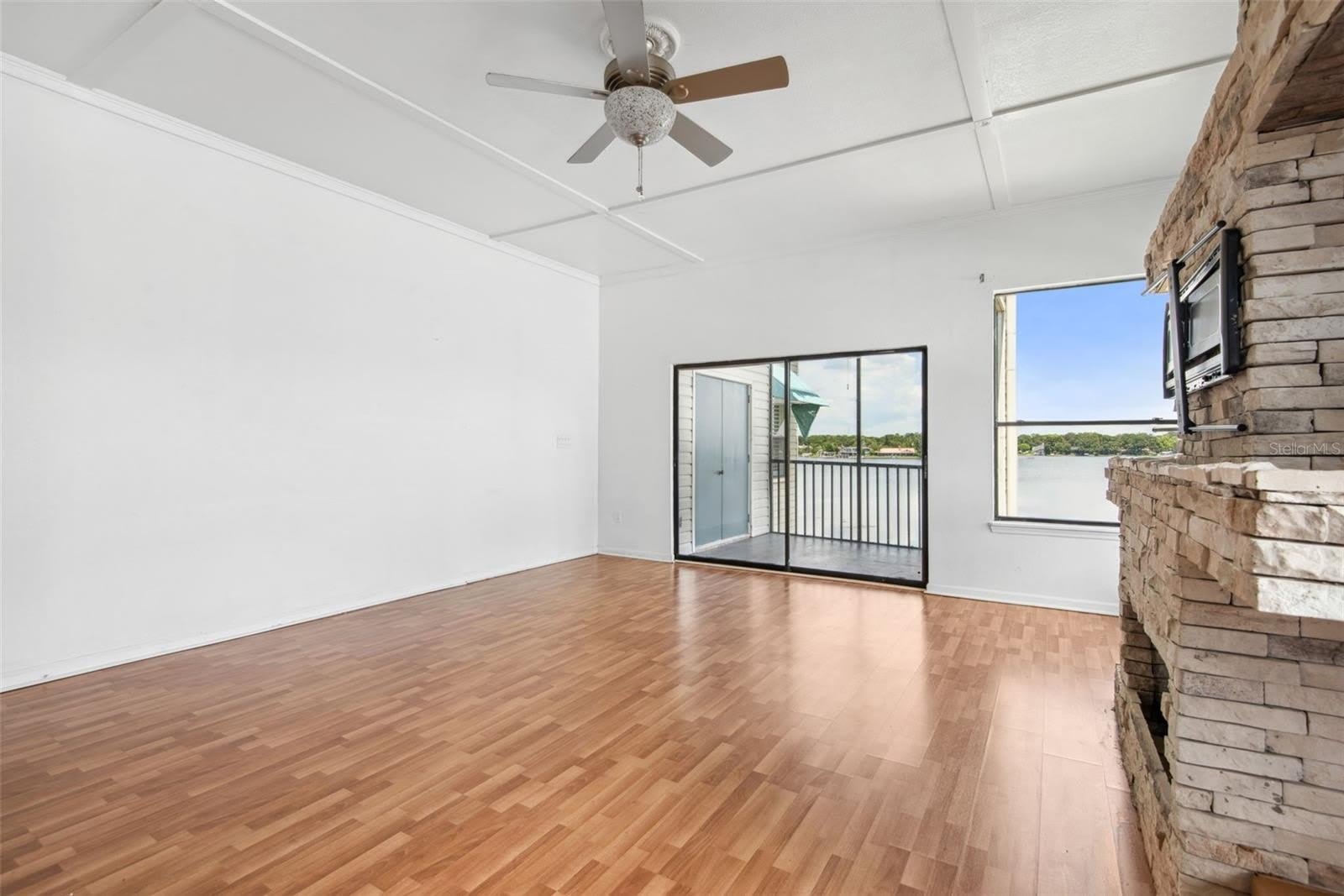 3127 W SLIGH Avenue – photo 5