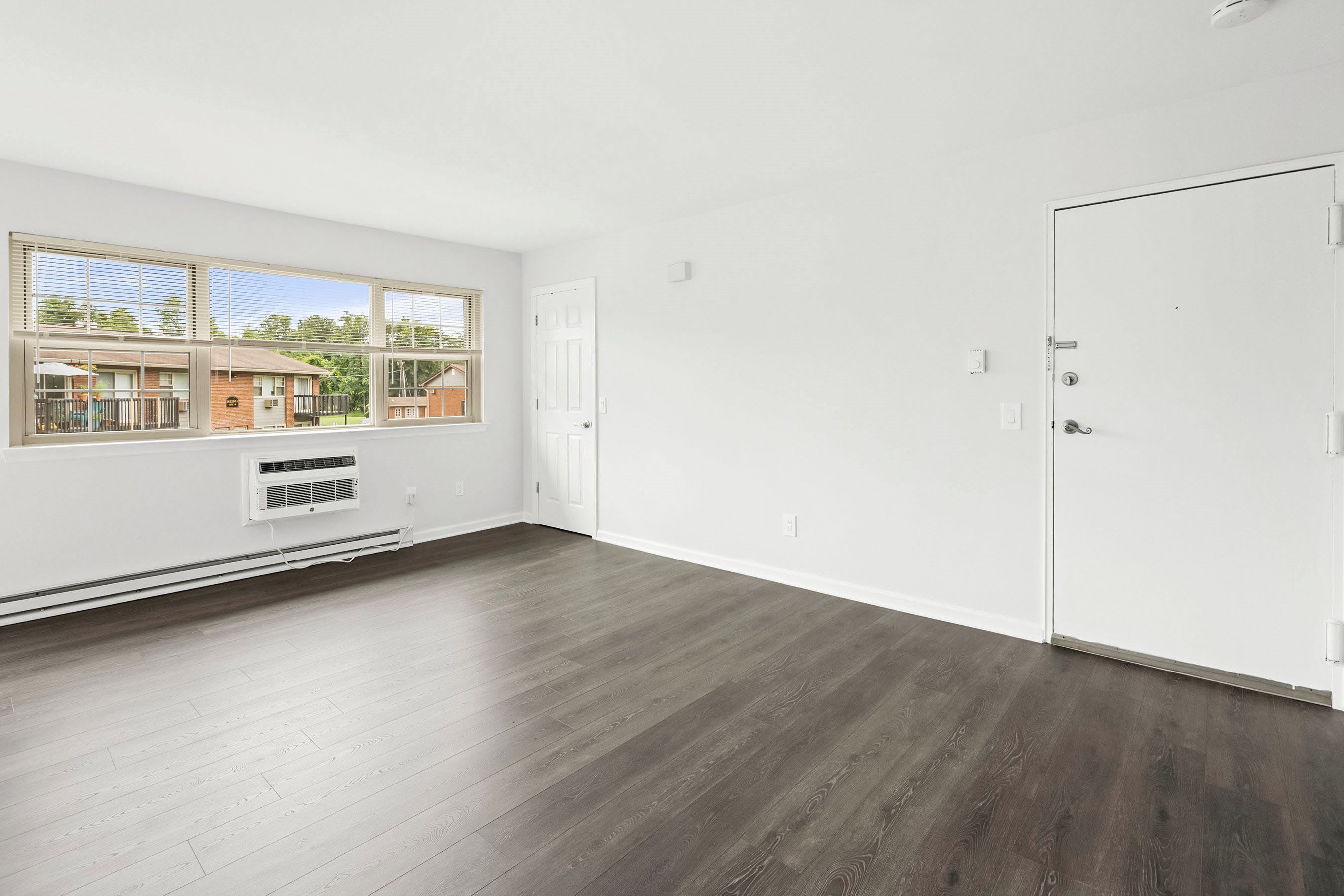 Ascot Park Apartments – photo 4