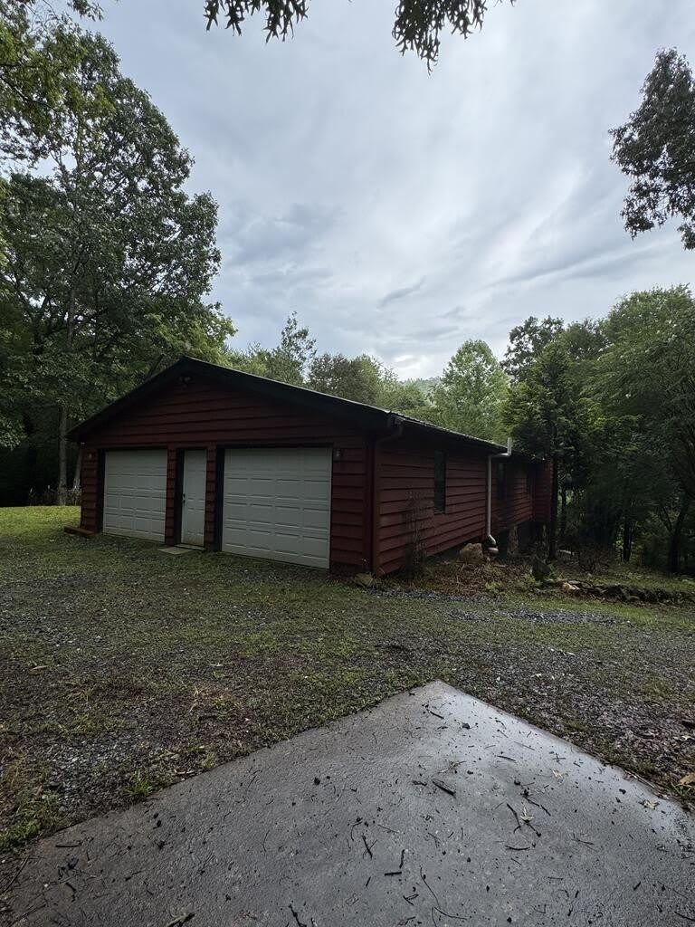 493 Harper Valley Road – photo 2