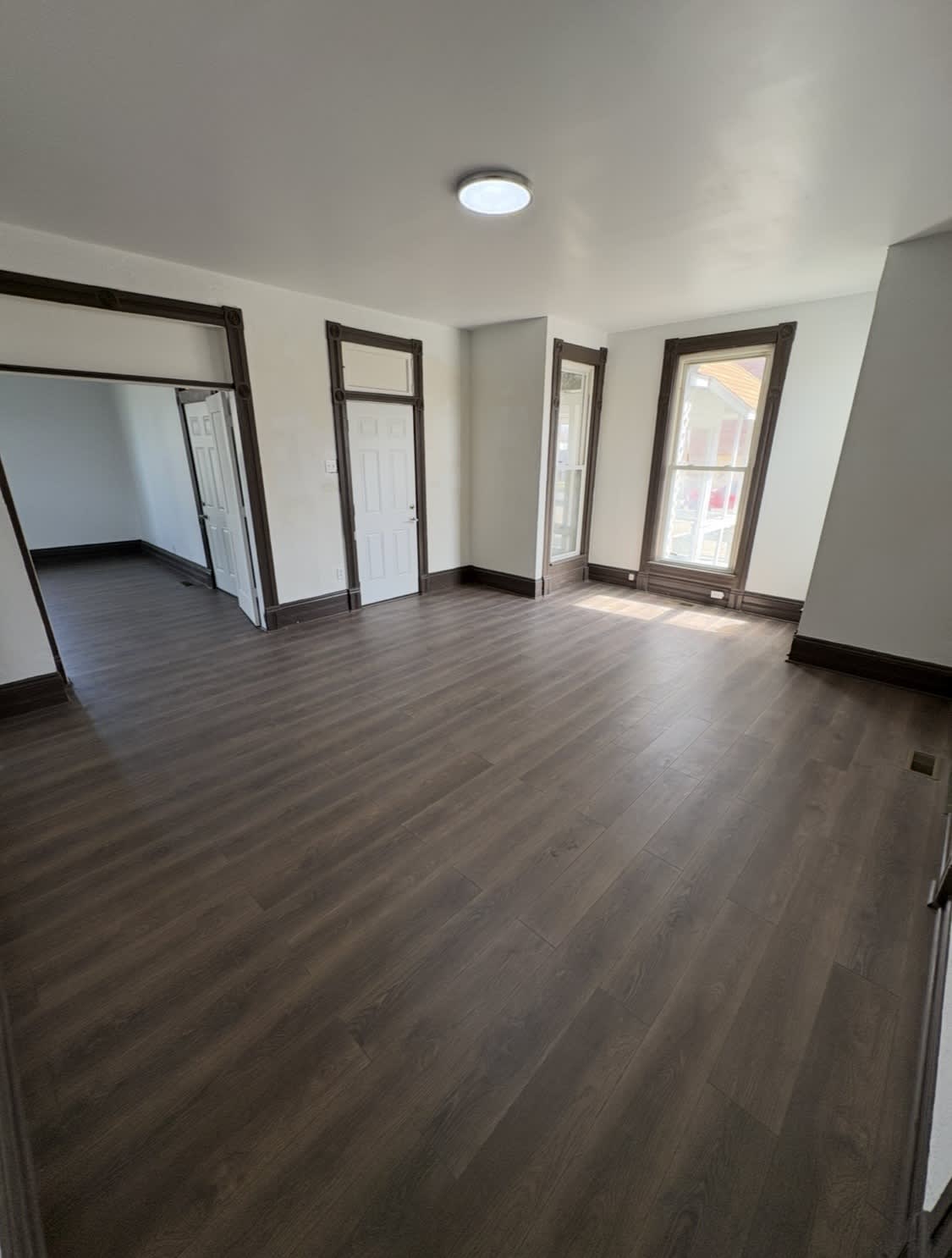 253 West Morrison Street – photo 2