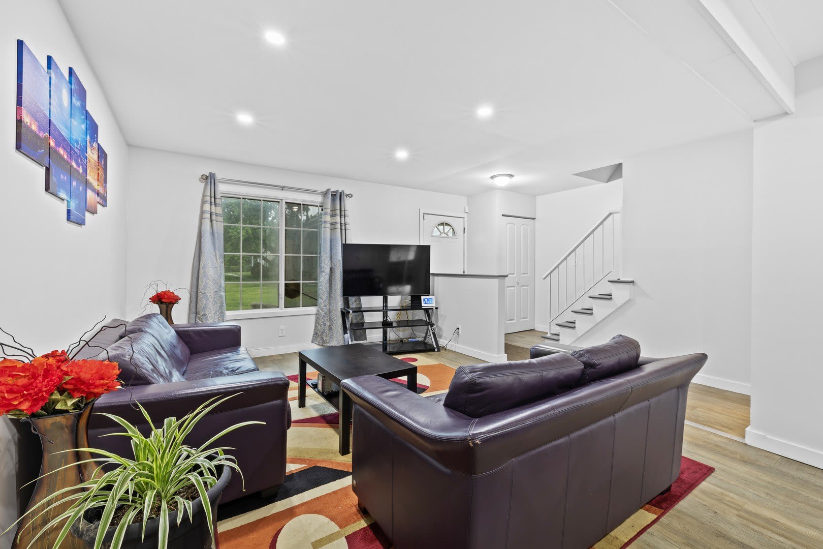 422 Gainsborough Court – photo 5