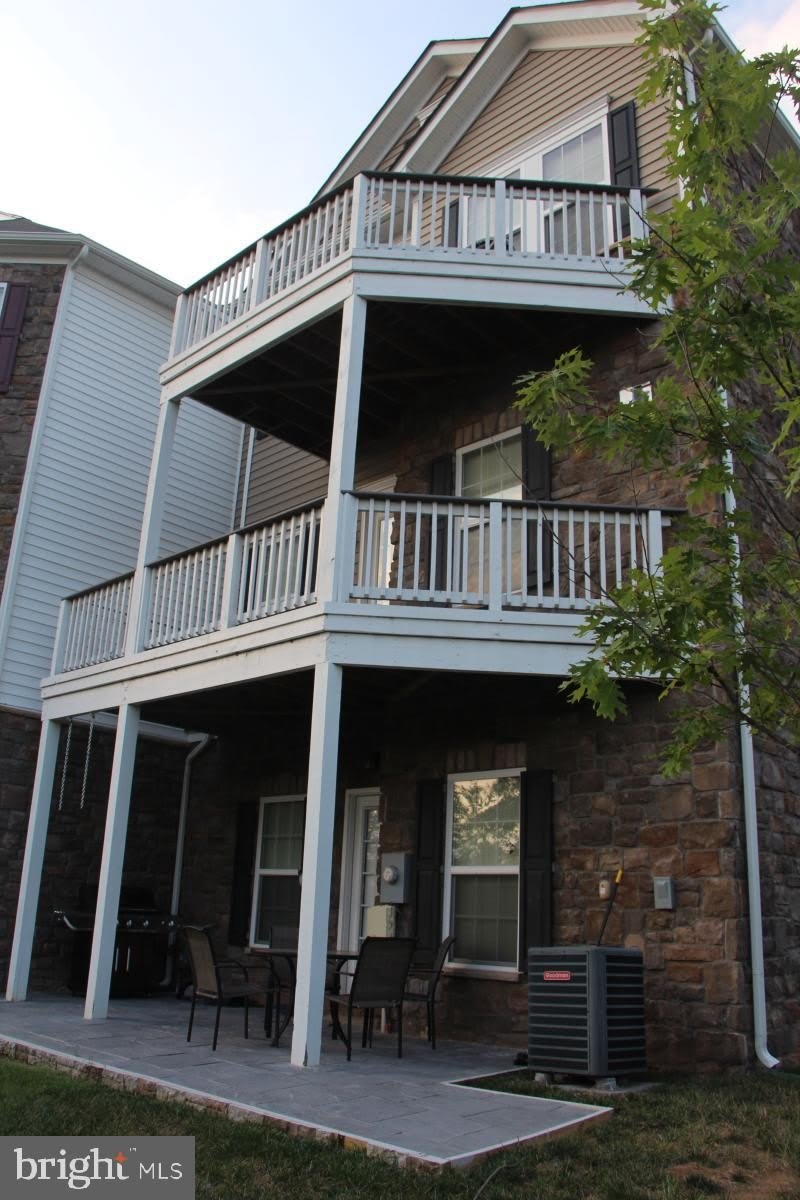 42387 TRELLIS Square – photo 4