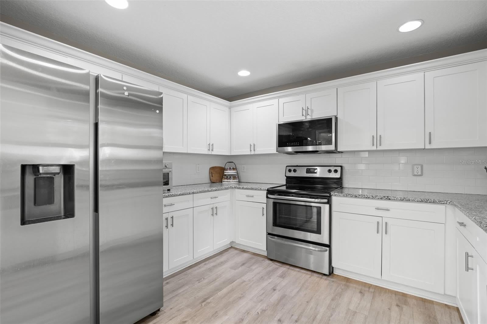 3822 W EUCLID Avenue – photo 4