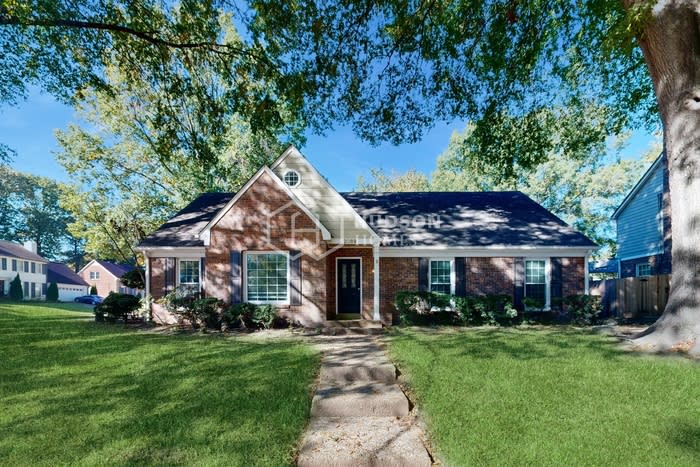 2089 Norcross Drive – photo 1