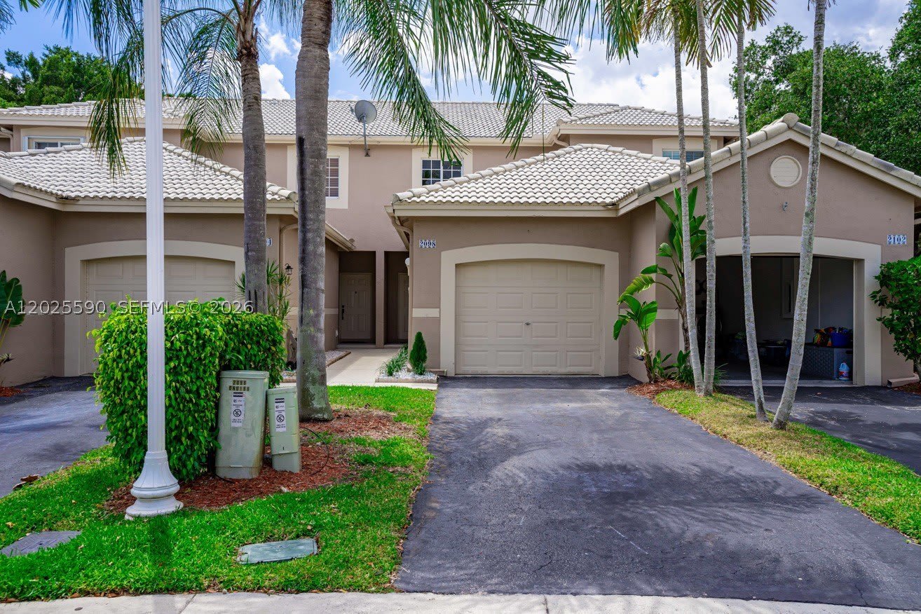 2098 Madeira Dr – photo 1