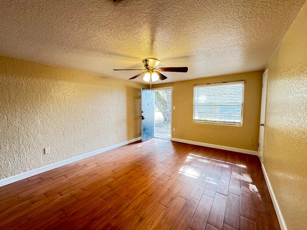 37221 Marlu Ln – photo 5