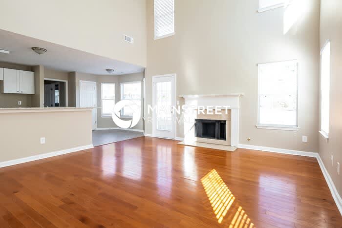 11696 Spring Lake Way – photo 3