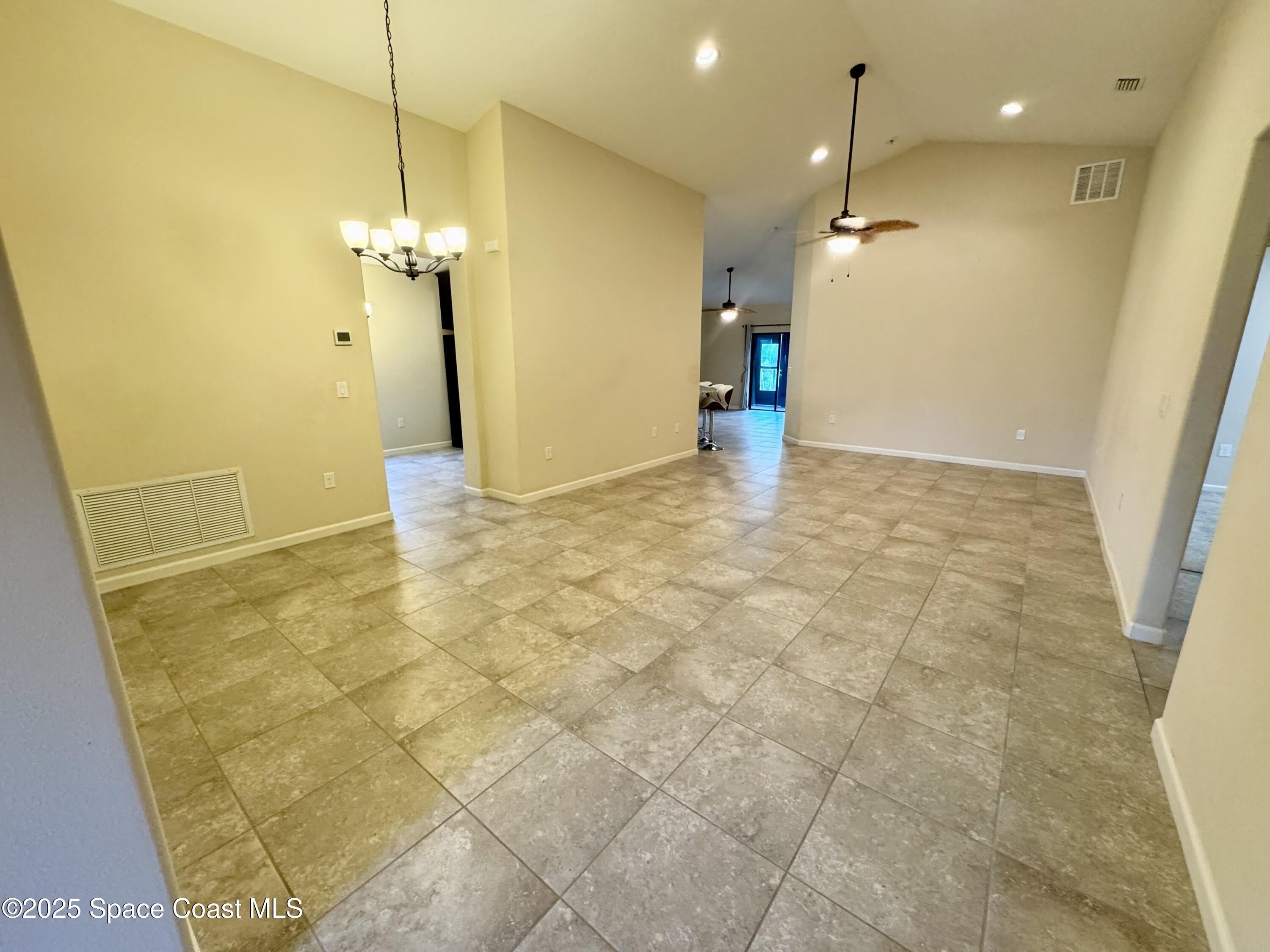 590 Trymore Drive SE – photo 3