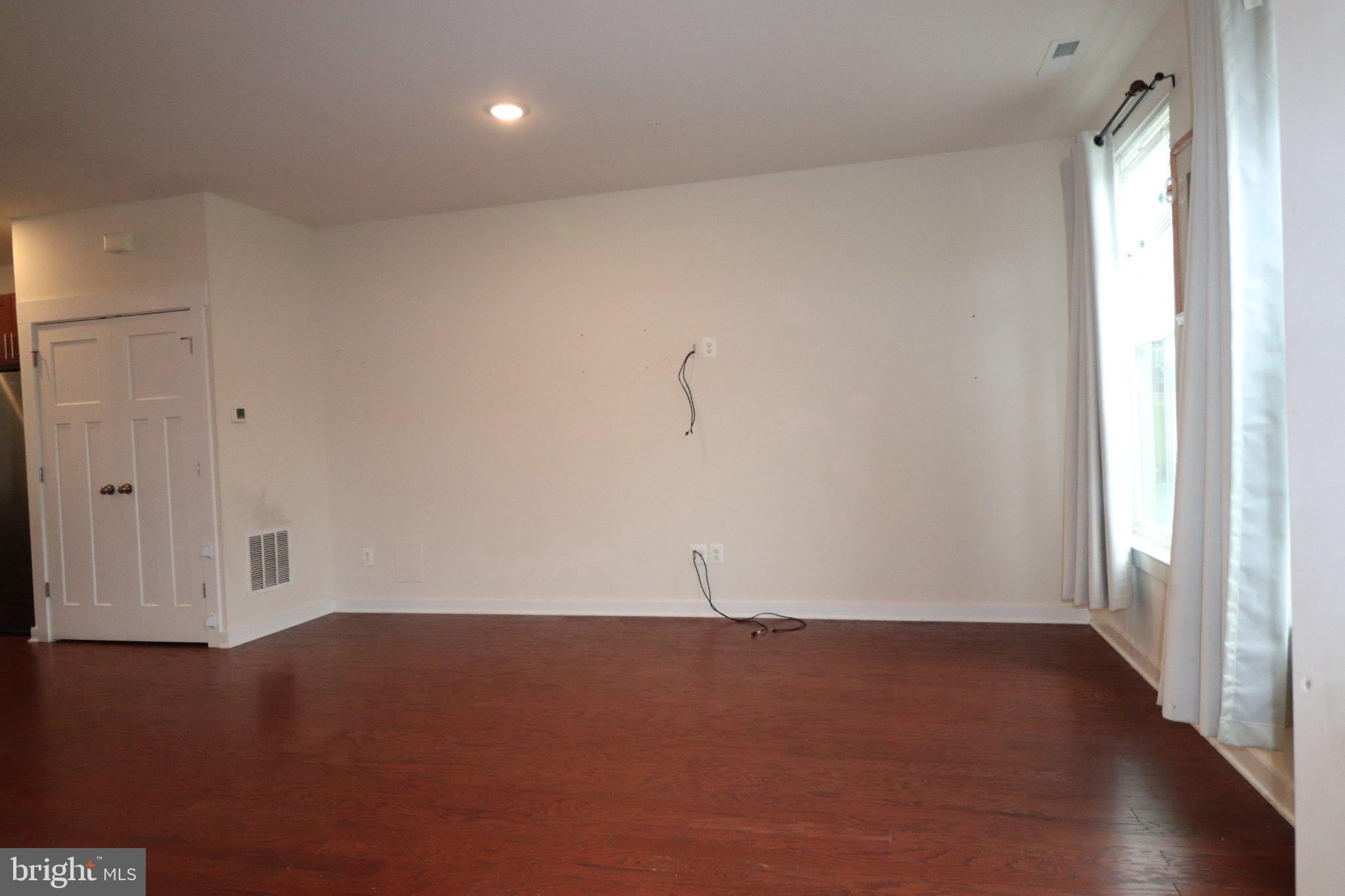 414 WAVERLEY – photo 5
