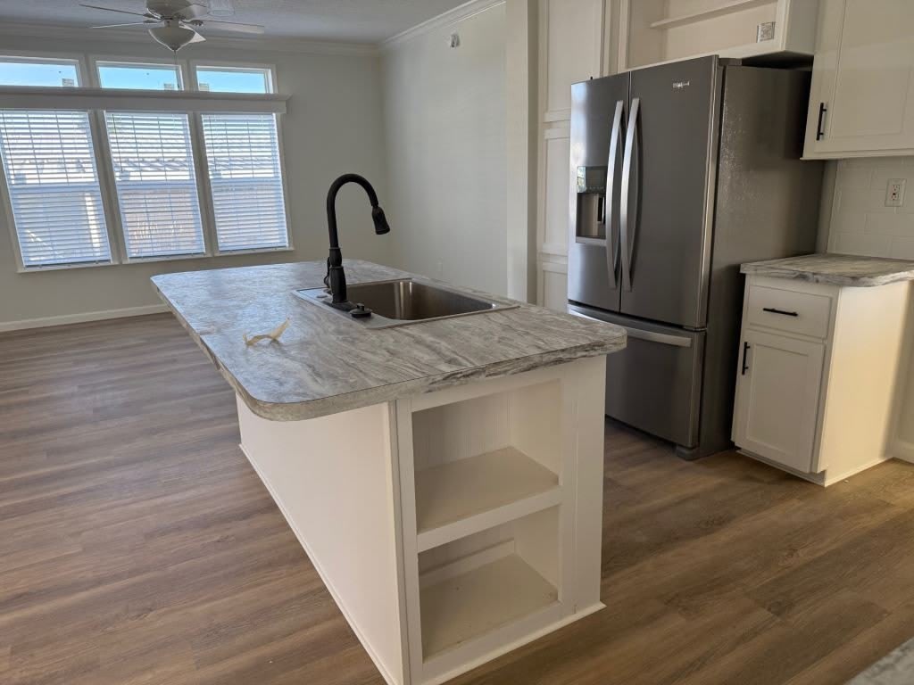 7711 Desoto Drive – photo 5