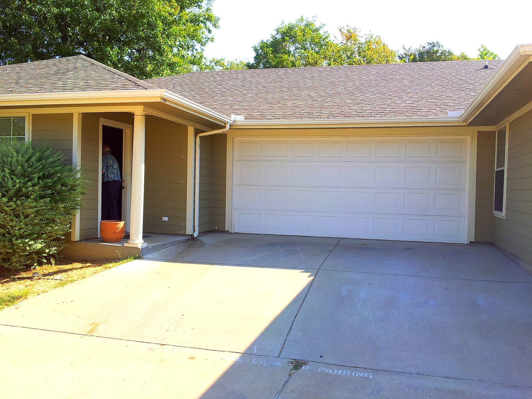 208 N Val Verde Circle – photo 2