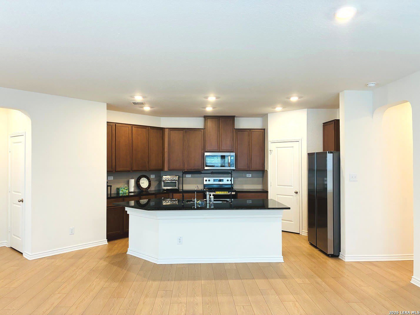 9507 HINTERLANDS DR – photo 4