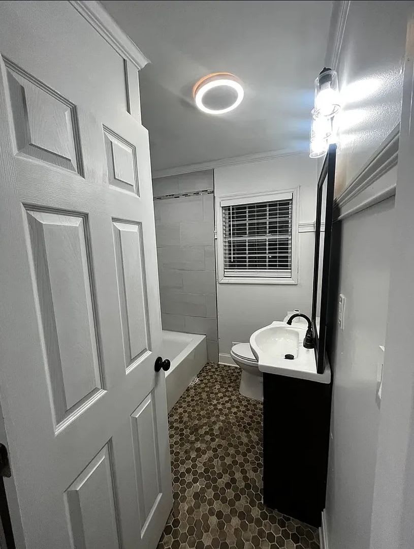 Room in 3 Bedroom Home in Atlanta – photo 2