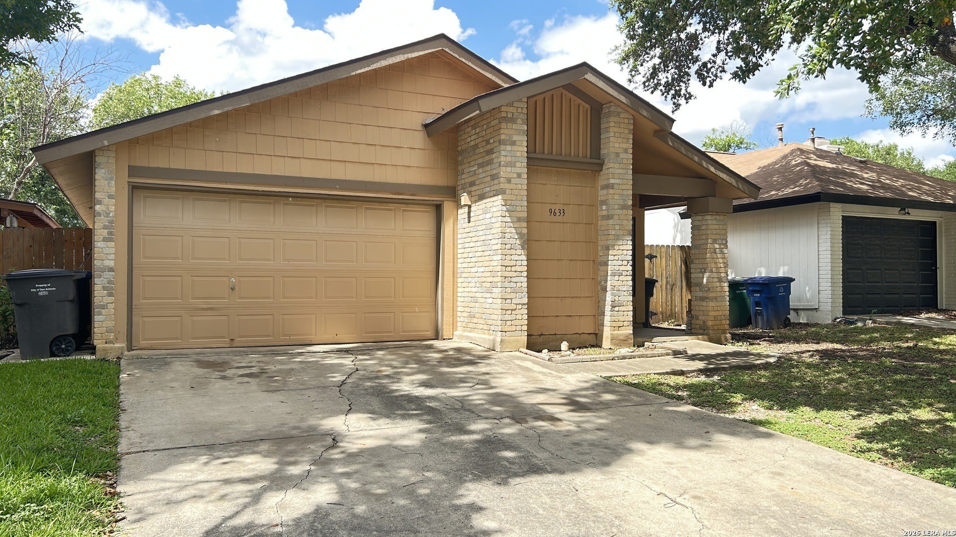 9633 IVY BEND ST – photo 1