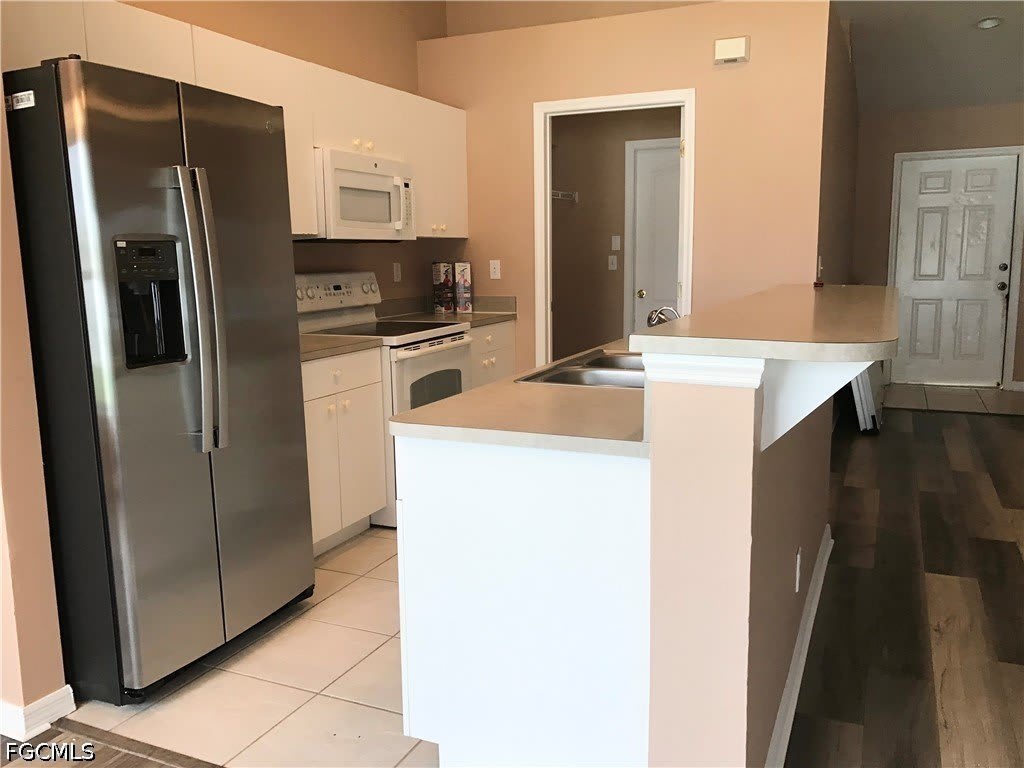 1427 NE 43rd Lane – photo 4