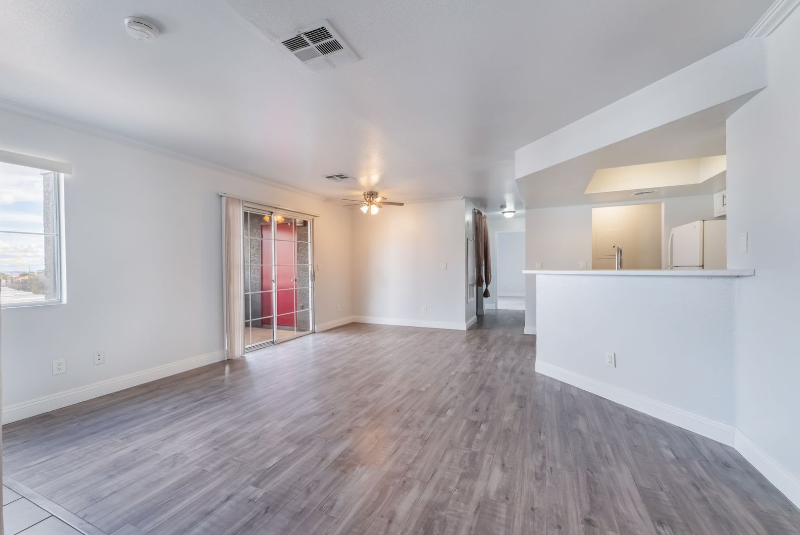 Beautiful Fully Upgraded 2Bd 2Ba Condo In Boca Park Available For Immediate Move In – photo 4