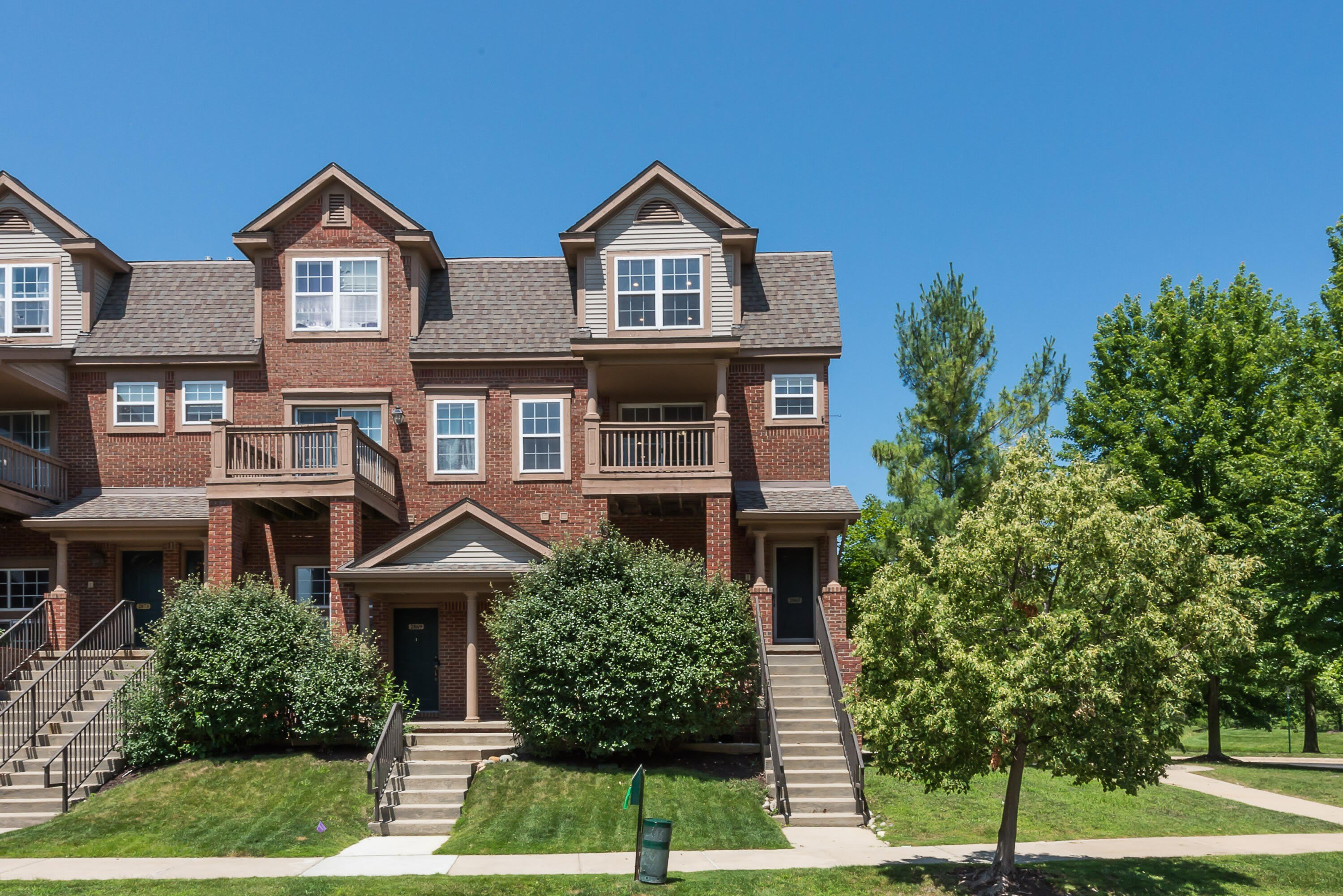 2865 Barclay Way – photo 1