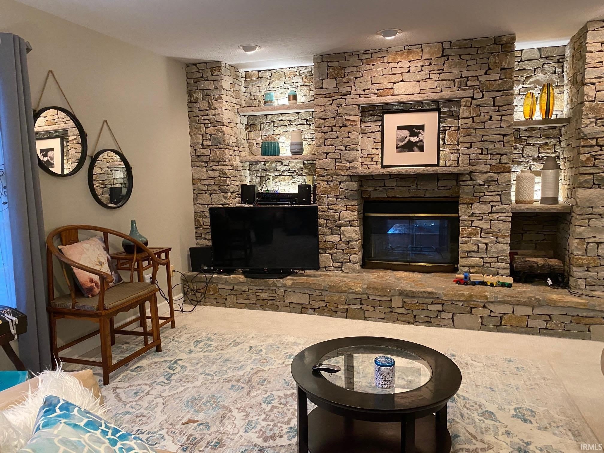 2206 E Autumn Drive – photo 2
