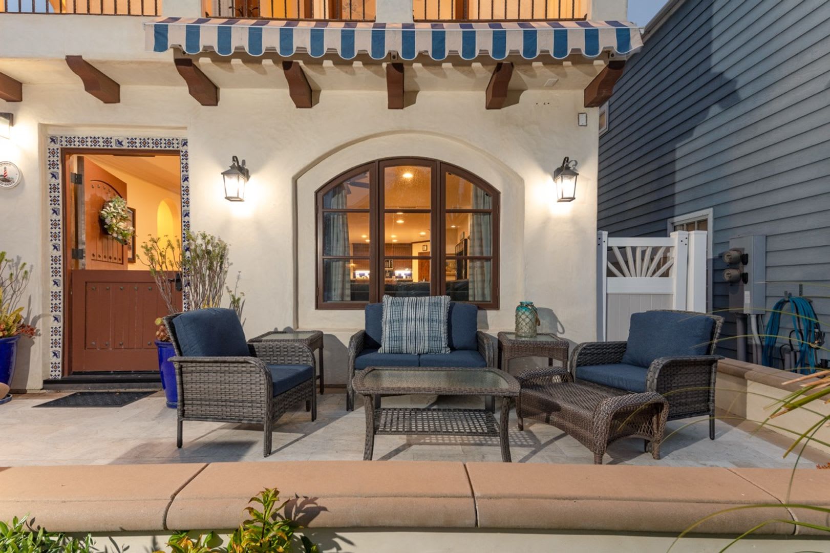 Newport Beach Balboa Peninsula Beach House With Rooftop Deck Weekly 30 Night Stays – photo 3