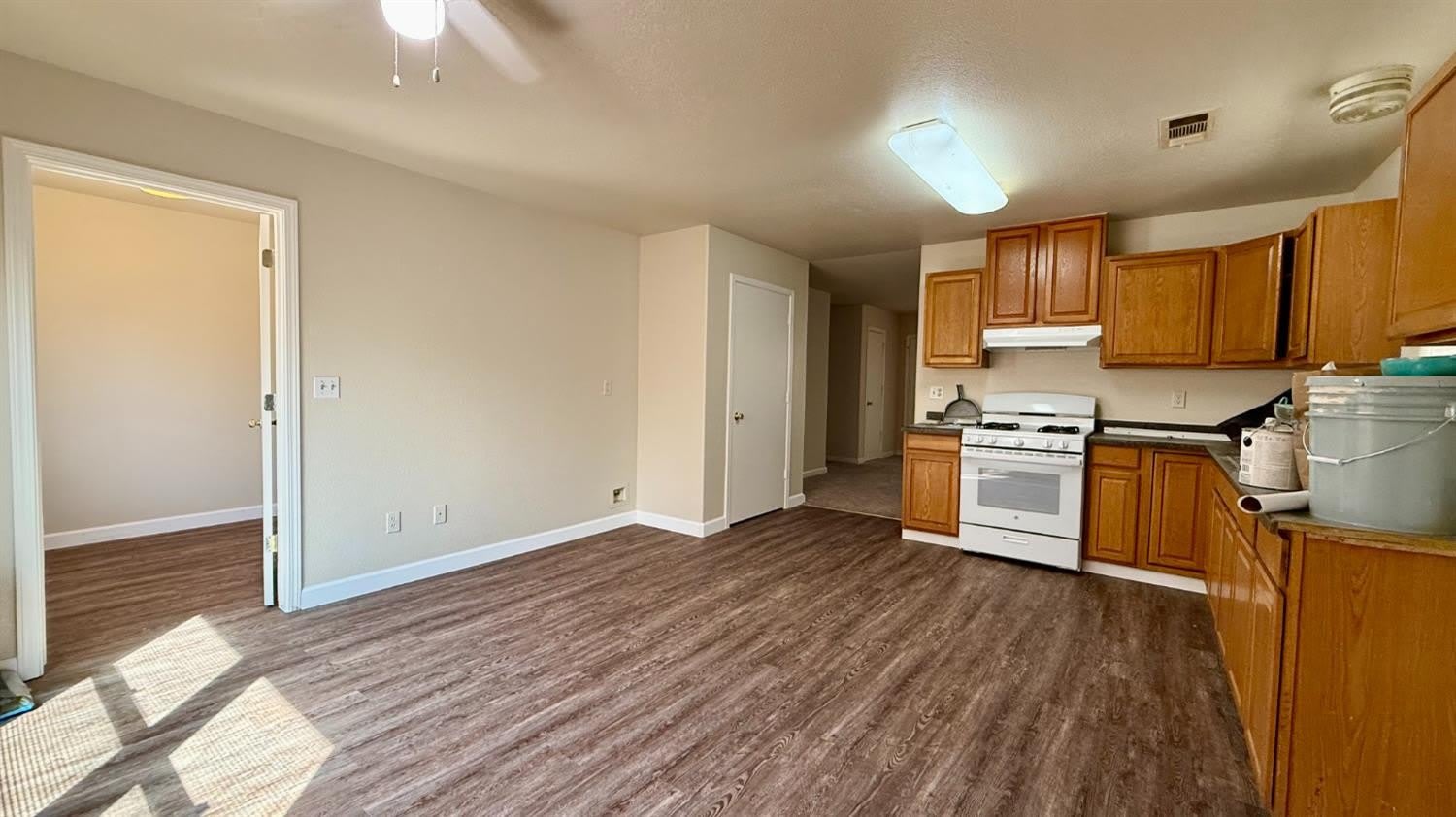 119 W 2nd Street – photo 5
