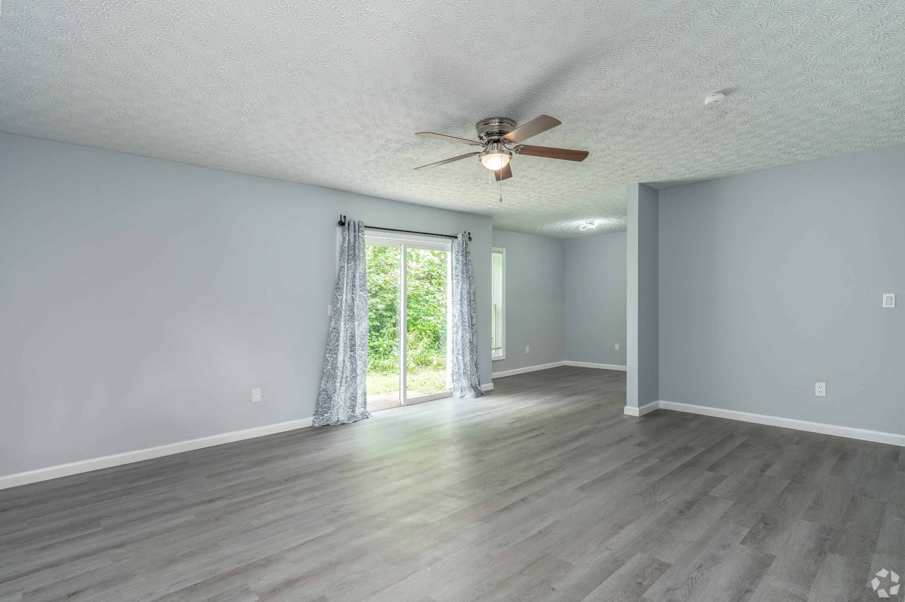 4241 Cleveland Avenue 1 – photo 3