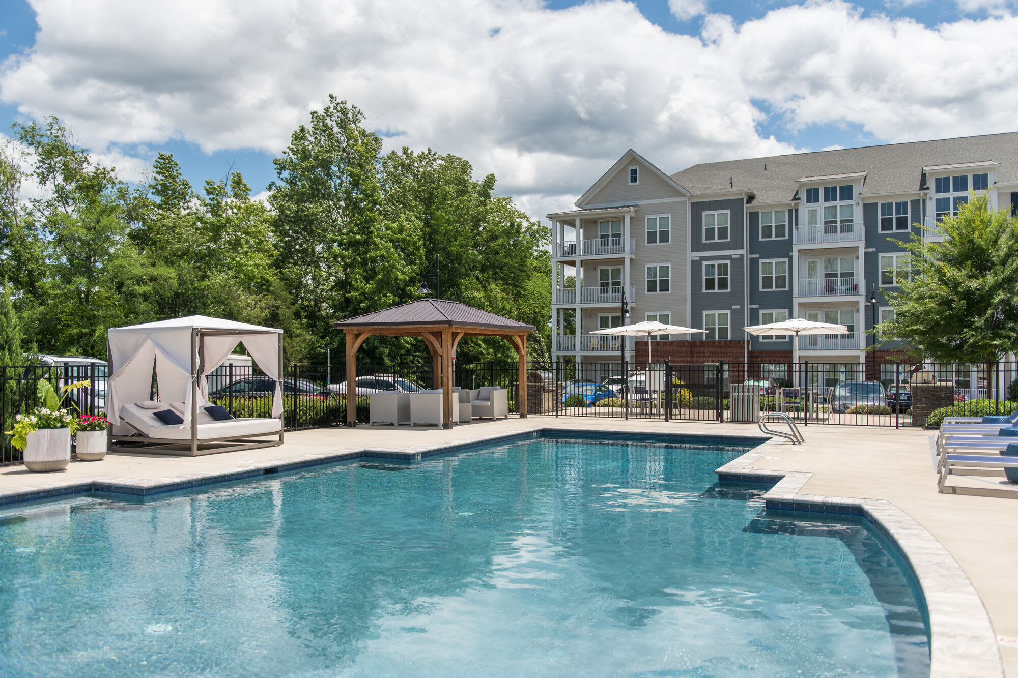 Commonwealth apartments – photo 4