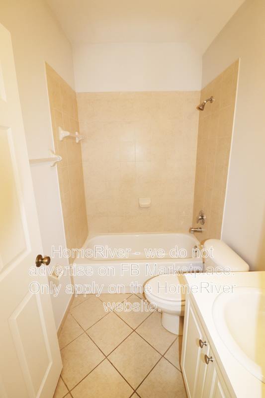 230 SE 29th Ave – photo 4