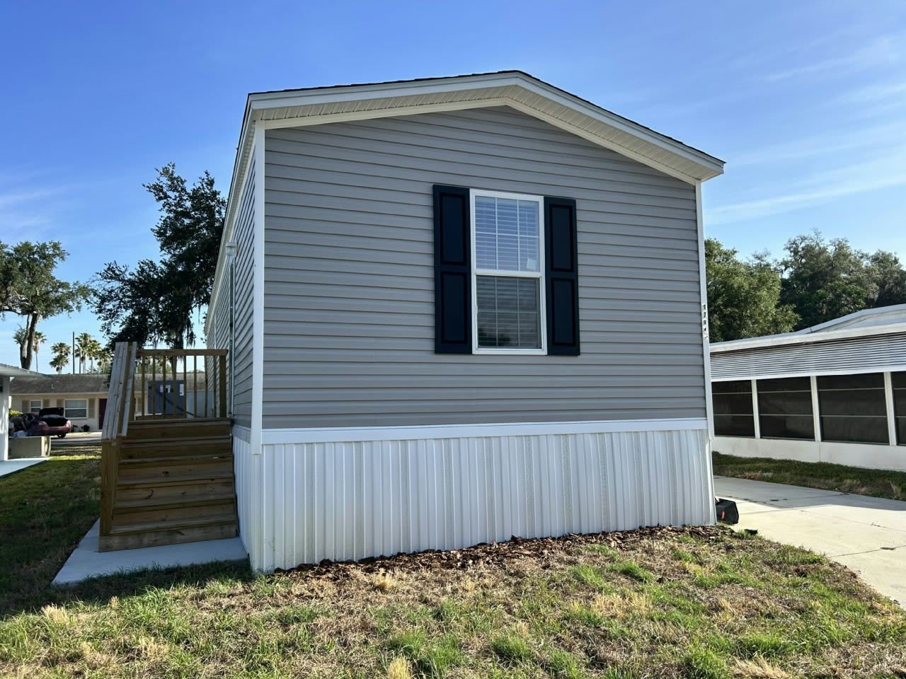 37947 12th Avenue – photo 1