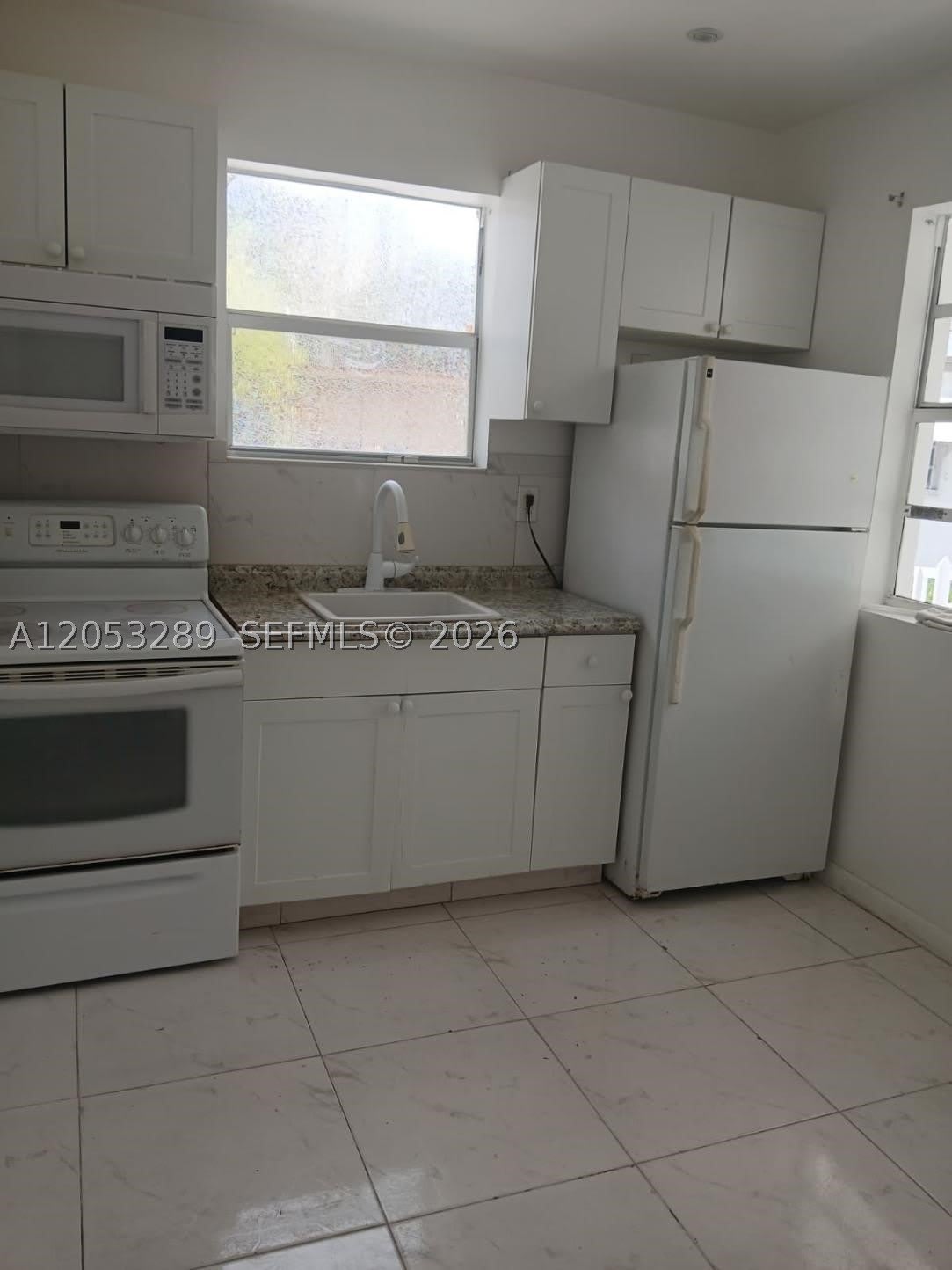 2311 NE 135 Th Ter – photo 2